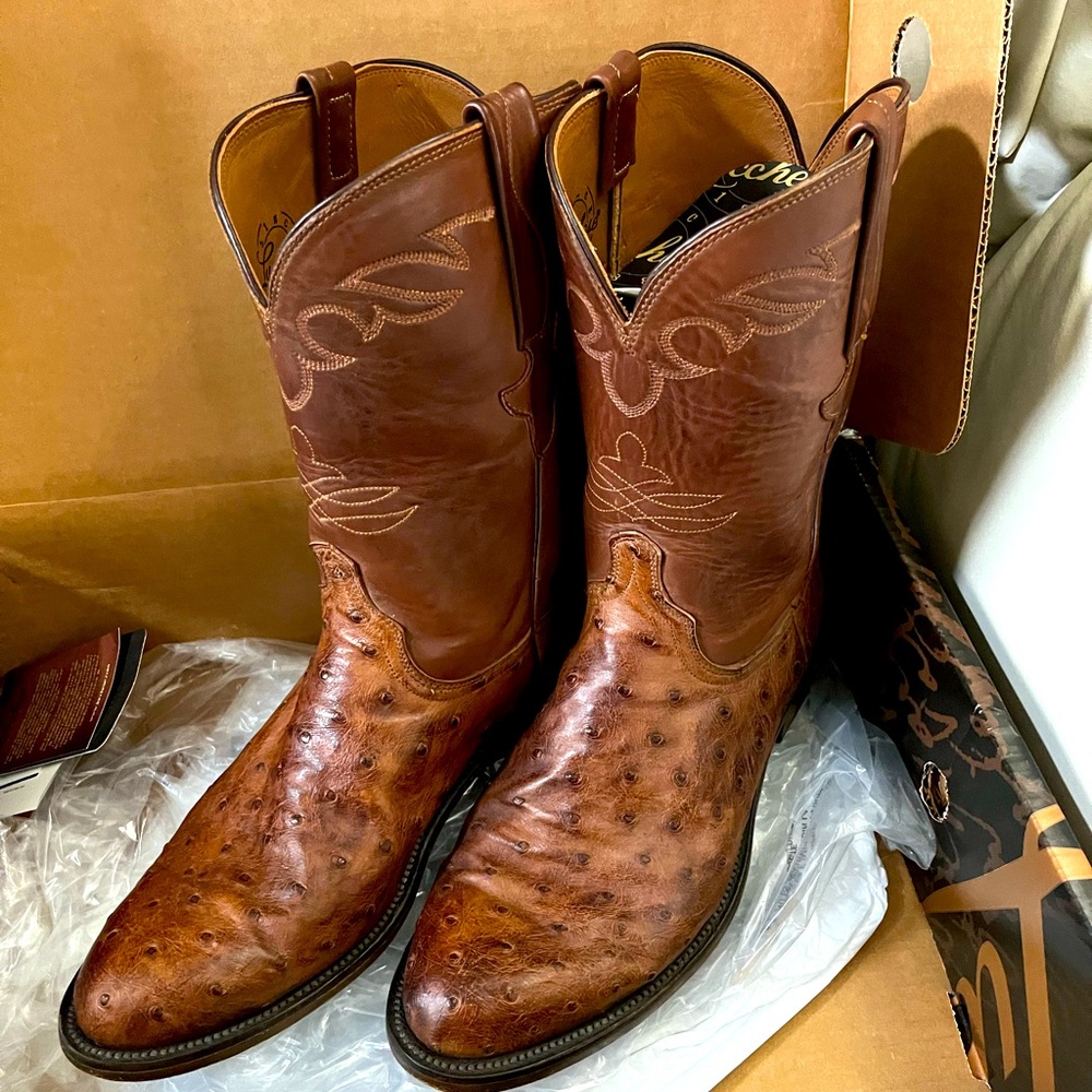 Men’s Full quill ostrich Lucchese boots, brown, excellent condition.